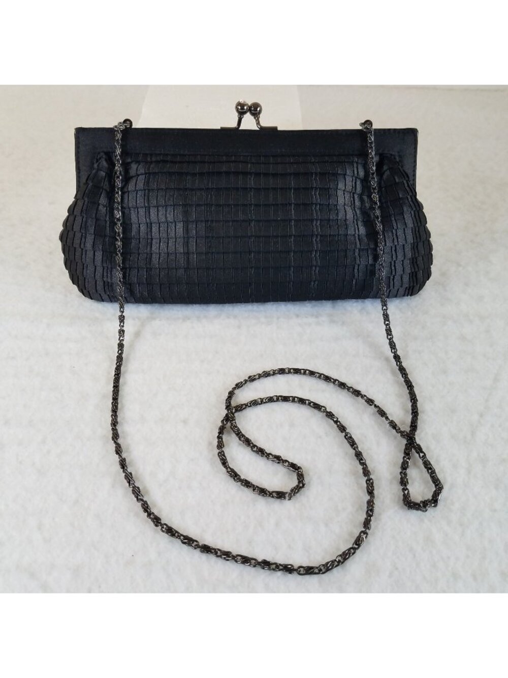 Jessica McClintock Black Satin Pleated Clutch Cocktail Handbag Rhinestone Kiss C